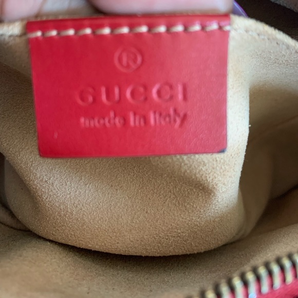 Gucci Marmont Mini Camera Bag - Picture 10 of 10